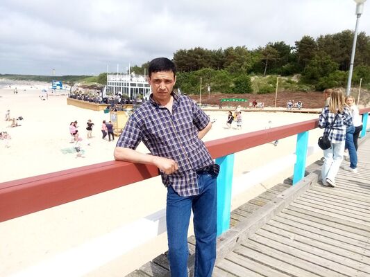  Boras,   , 41 ,   ,   