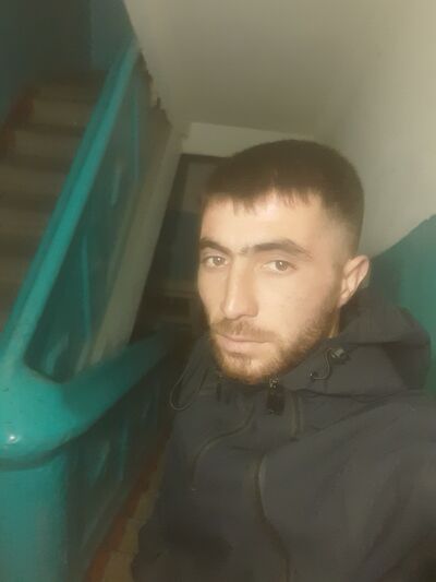  ,   Vahag, 32 ,   ,   
