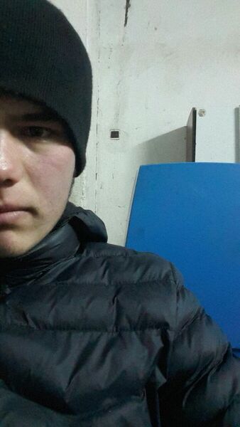  ,   Farukh, 24 ,   ,   