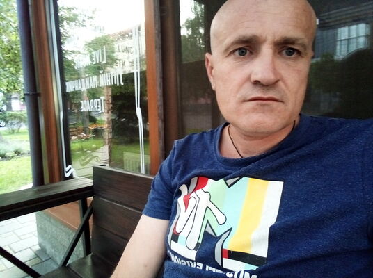  ,   Artem, 46 ,   , c 