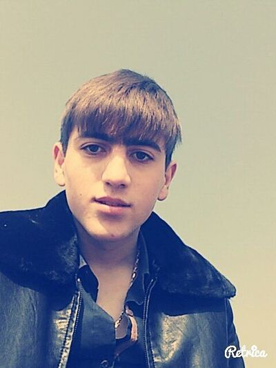  ,   NaReK H YaN, 29 ,   