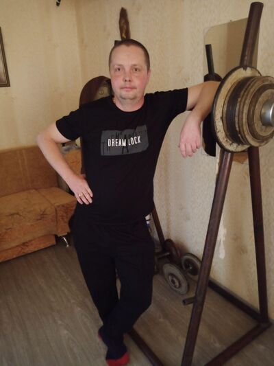  ,   Denis, 43 ,   ,   , c , 