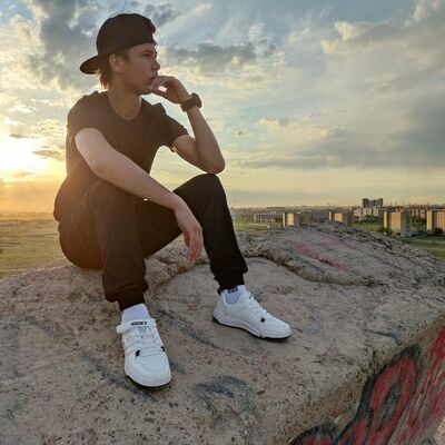  ,   Maksim Renat, 23 ,   ,   