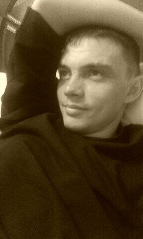  ,   Denis, 40 ,   