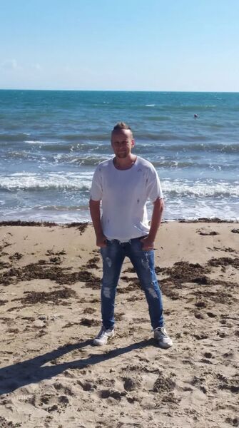  ,   Aleks, 32 ,   ,   
