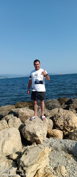  ,   Artyom, 37 ,   ,   