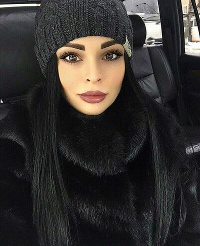  ,   Vlada, 28 ,   ,   , c 