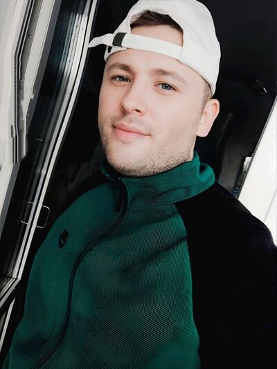  ,   Pavel, 28 ,   ,   