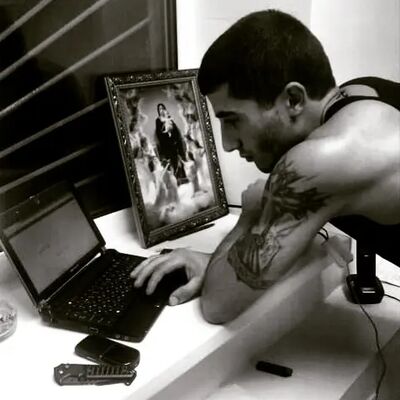  ,   Grisha, 35 ,   ,   