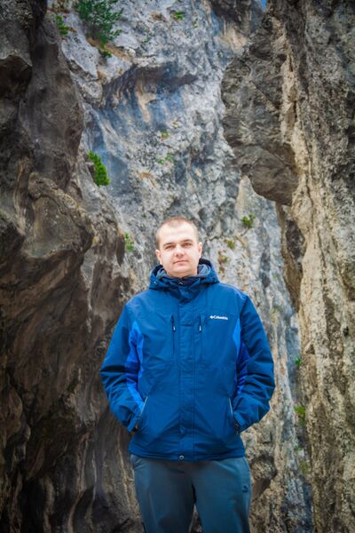  ,   Nikolay, 27 ,   c 