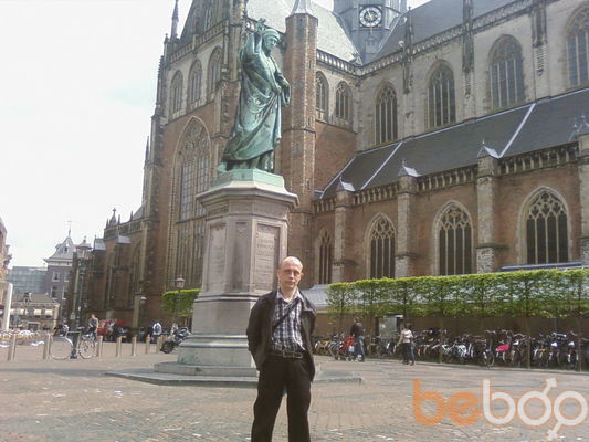  ,   Artur, 49 ,   ,   , c 
