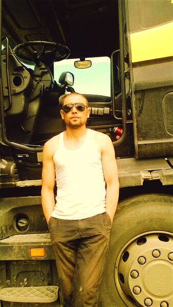  ,   Ruslan, 38 ,   ,   , c 