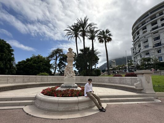  Canary Wharf,   Yeonho, 27 ,   ,   