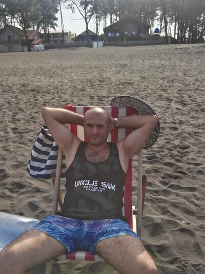  ,   Alex, 45 ,   