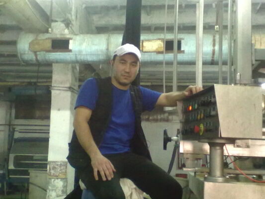  ,   Asilbek, 37 ,   