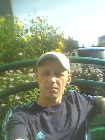  ,   Evgenij, 40 ,  