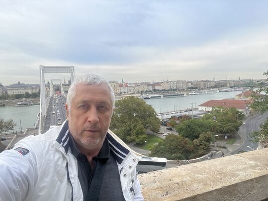  ,   Alex, 47 ,   ,   
