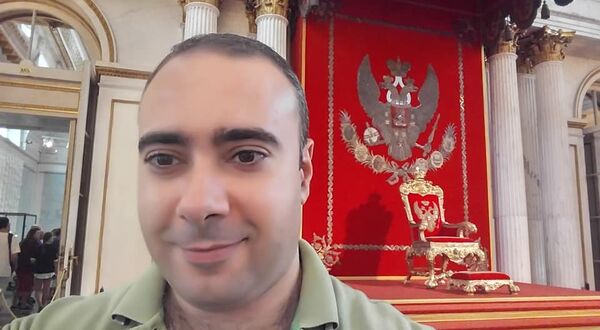  ,   Levon, 44 ,     , c 