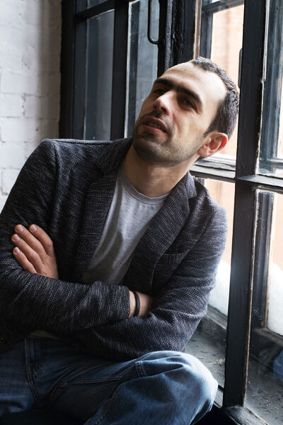  ,   Armen, 36 ,   ,   , c 