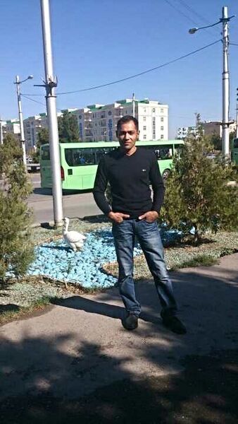  ,   Azat, 52 ,   