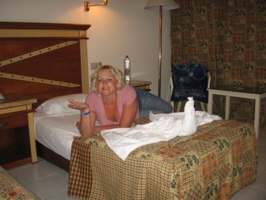  ,   Vika, 50 ,  