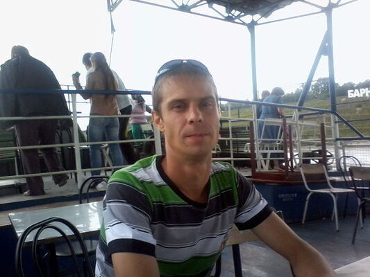  ,   Konstantin, 36 ,   