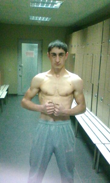  ,   Alik, 29 ,   