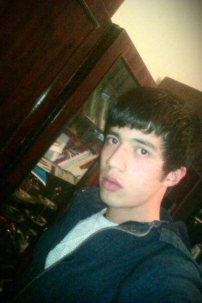  ,   Adxam, 32 ,   