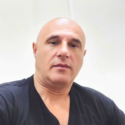  ,   Alexander, 54 ,   c 