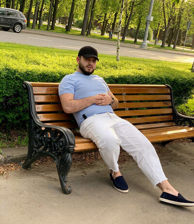  ,   Elnur, 33 ,   ,   