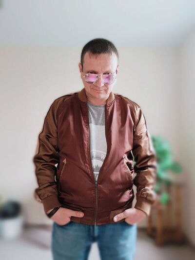  ,   Aleks, 43 ,   ,   , c , 