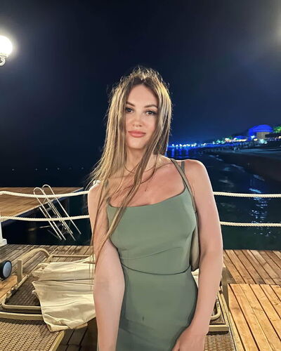  Lambeth,   Alina, 31 ,   ,   