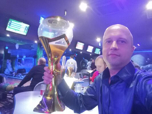  ,   Denis, 44 ,   ,   , c 
