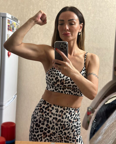  ,   Tatyana, 42 ,   ,   