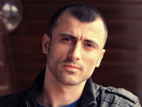  ,   John, 37 ,   ,   , c , 