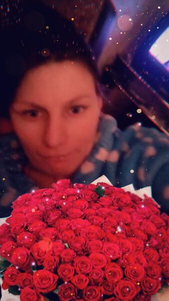  ,   Valy, 29 ,   ,   