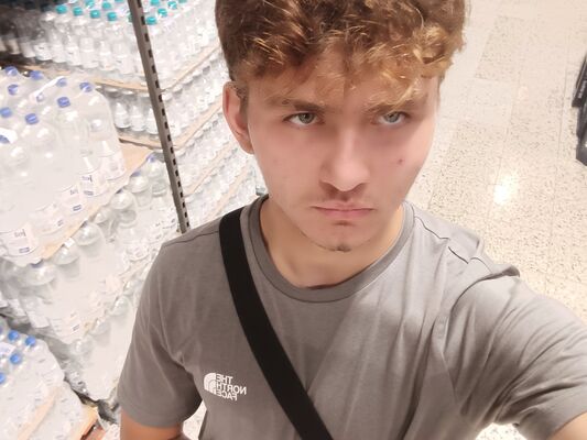 Thalwil / See,   Artem, 18 ,   ,   