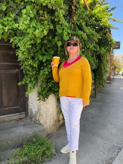  ,   Lora, 62 ,     , c 