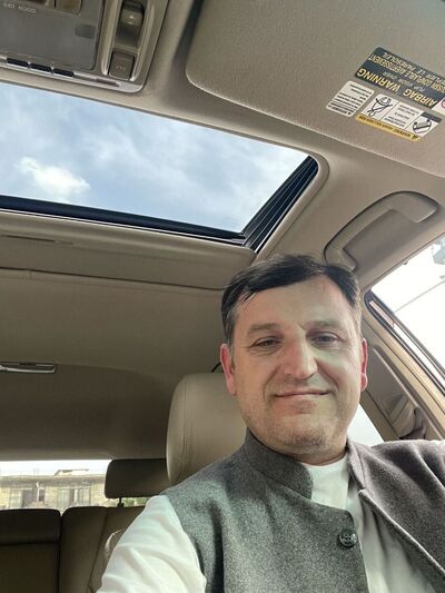  ,   Omar, 43 ,   ,   , c , 