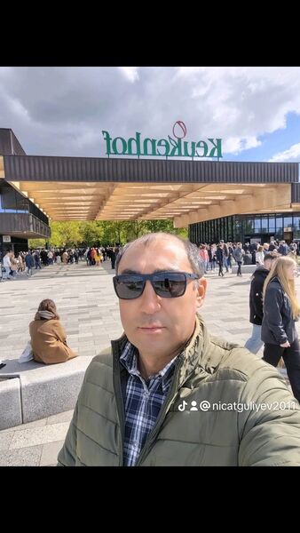  Dordrecht,   Mubariz, 45 ,   ,   