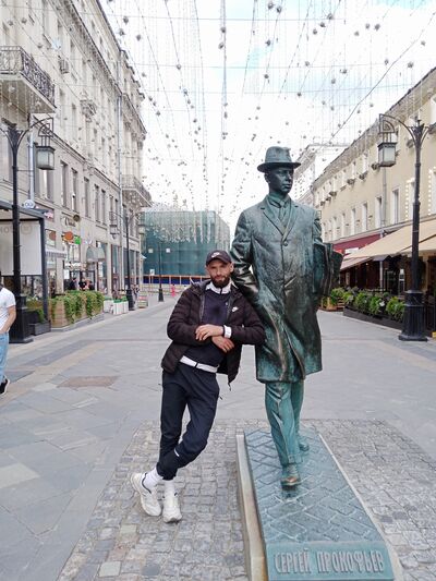  ,   Oleg, 33 ,   ,   