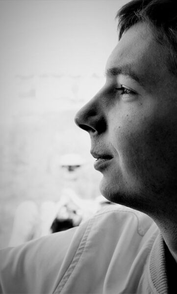  ,   Michail, 33 ,  
