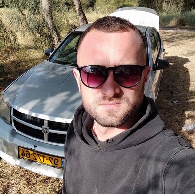  Tel Aviv-Yafo,   Sergey, 33 ,   ,   