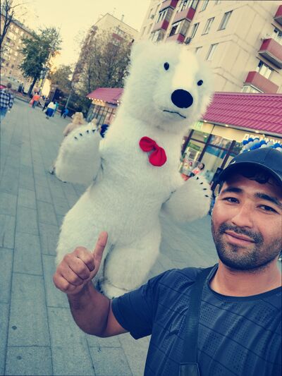  ,   Eziz, 27 ,   c 