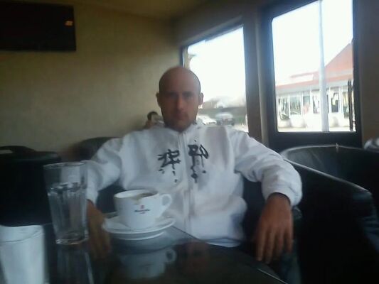  Begles,   , 43 ,   ,   