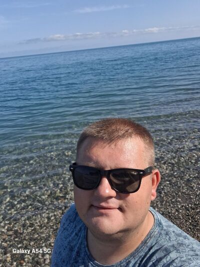  ,   Nik, 27 ,   ,   