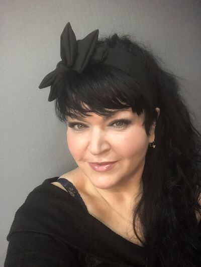  --,   Luna, 47 ,   c 