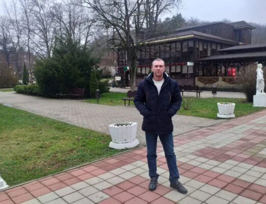  --,   , 40 ,     , c 