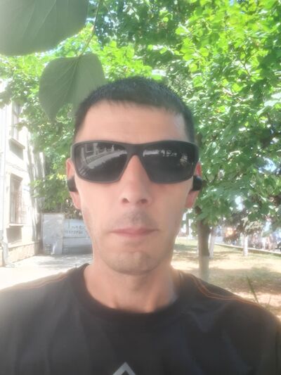  ,   Mihail, 41 ,   ,   