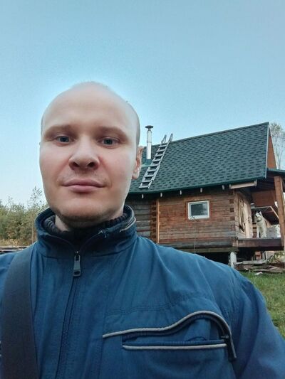  ,   Denis, 37 ,   ,   
